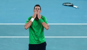 21 点理性崩溃点：连续小输比一次大输更危险。（21点理性临界点：频繁小亏比单次重挫更危险。）